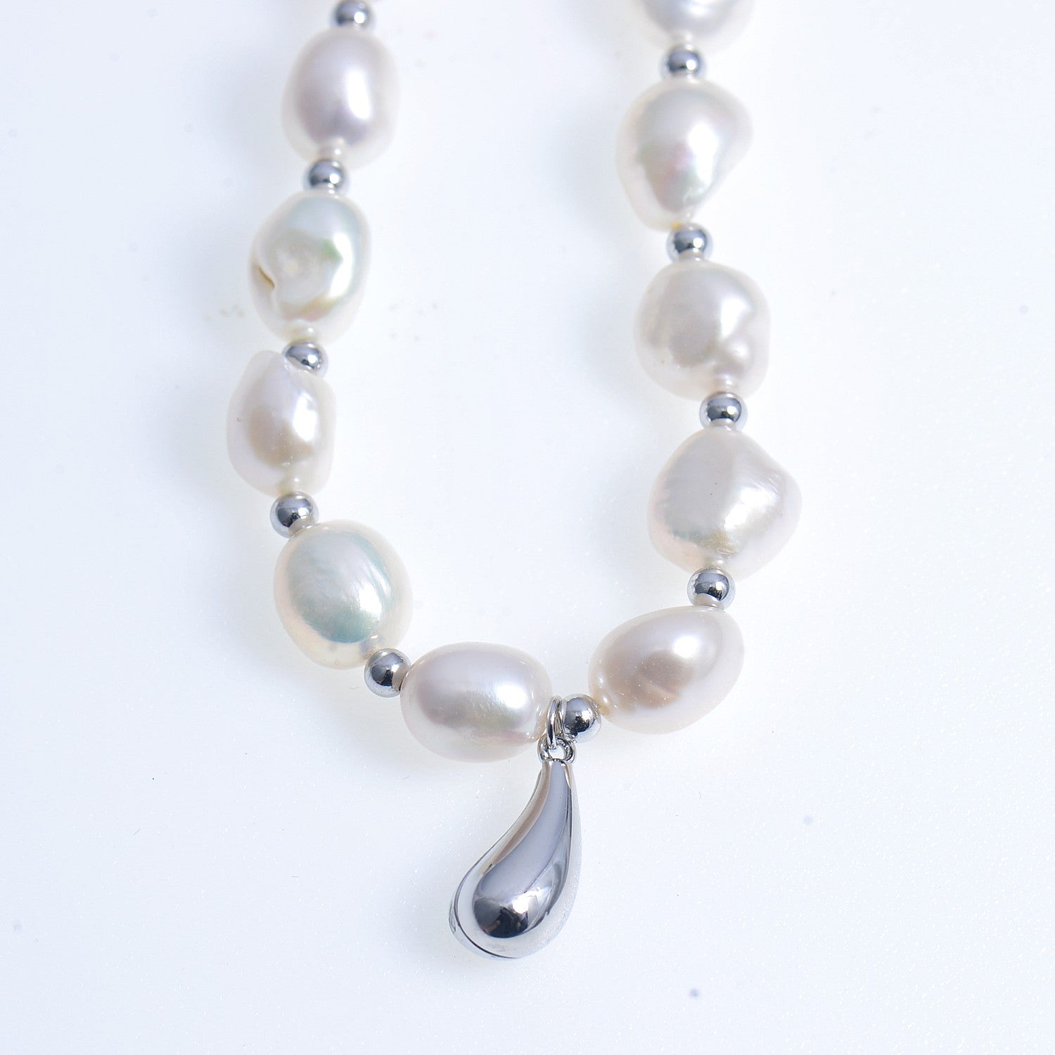 Nature pearl Necklace