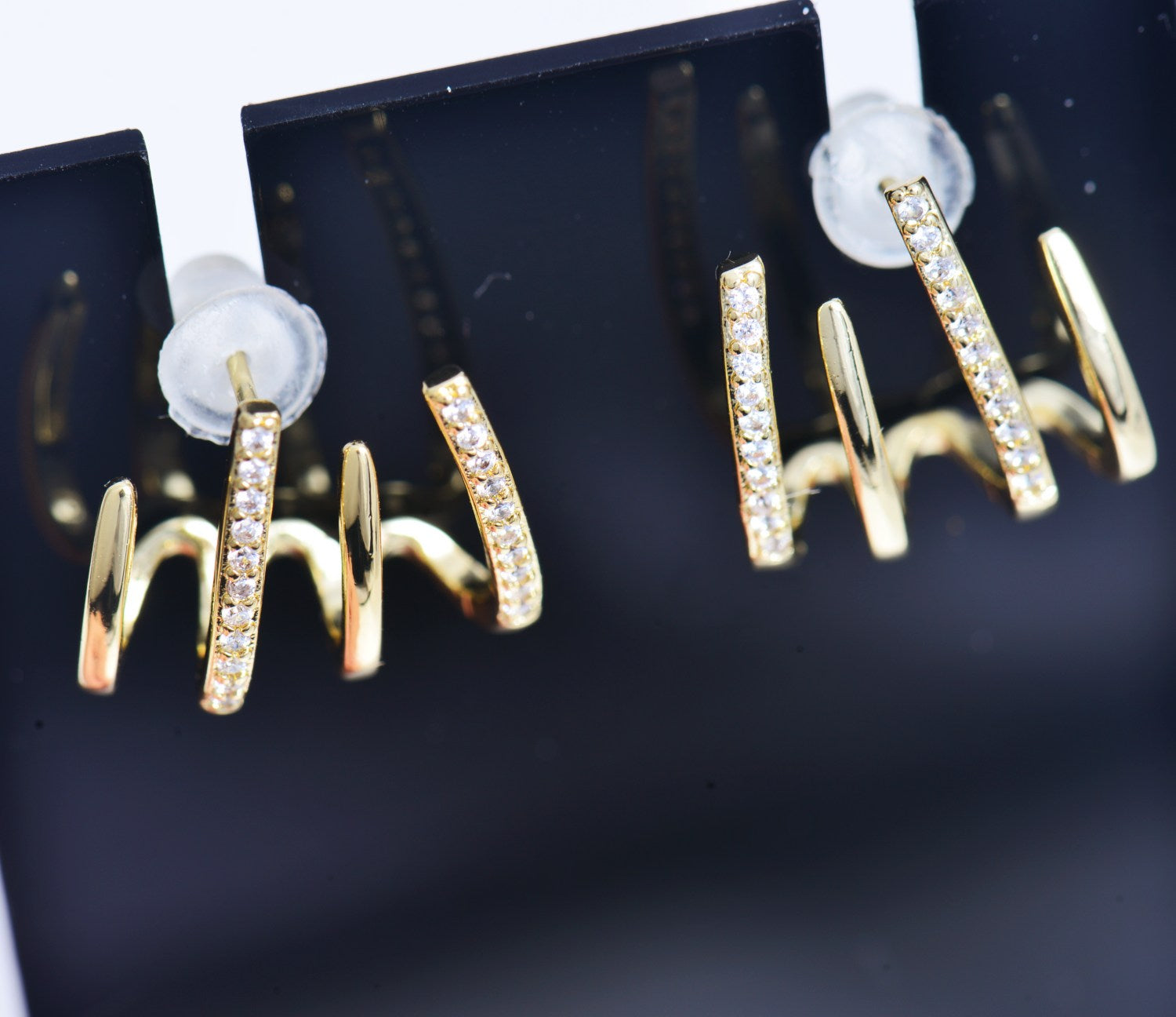 Delicate and Lovely Zirconia Stud
