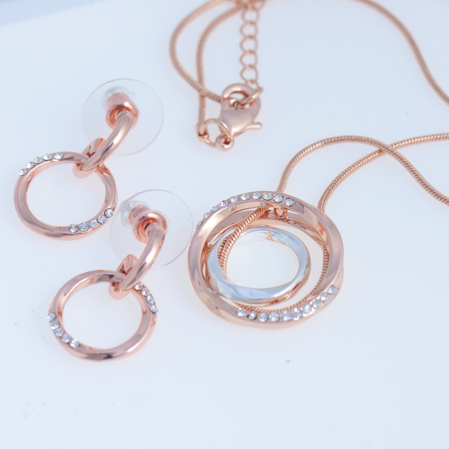 Double loop Matching Necklace and Earrings Set