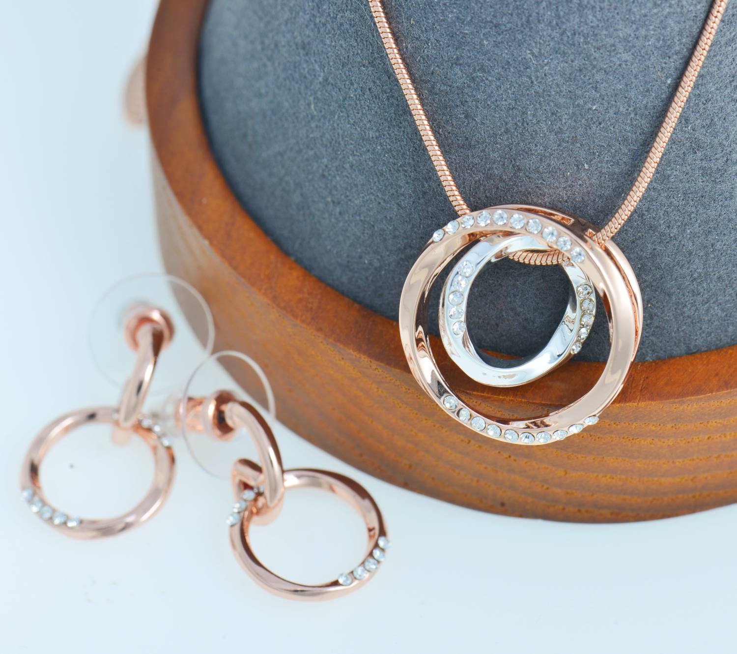 Double loop Matching Necklace and Earrings Set