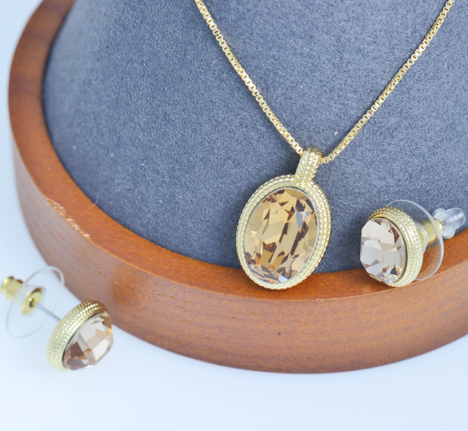 Necklace and Earrings Matching Set
