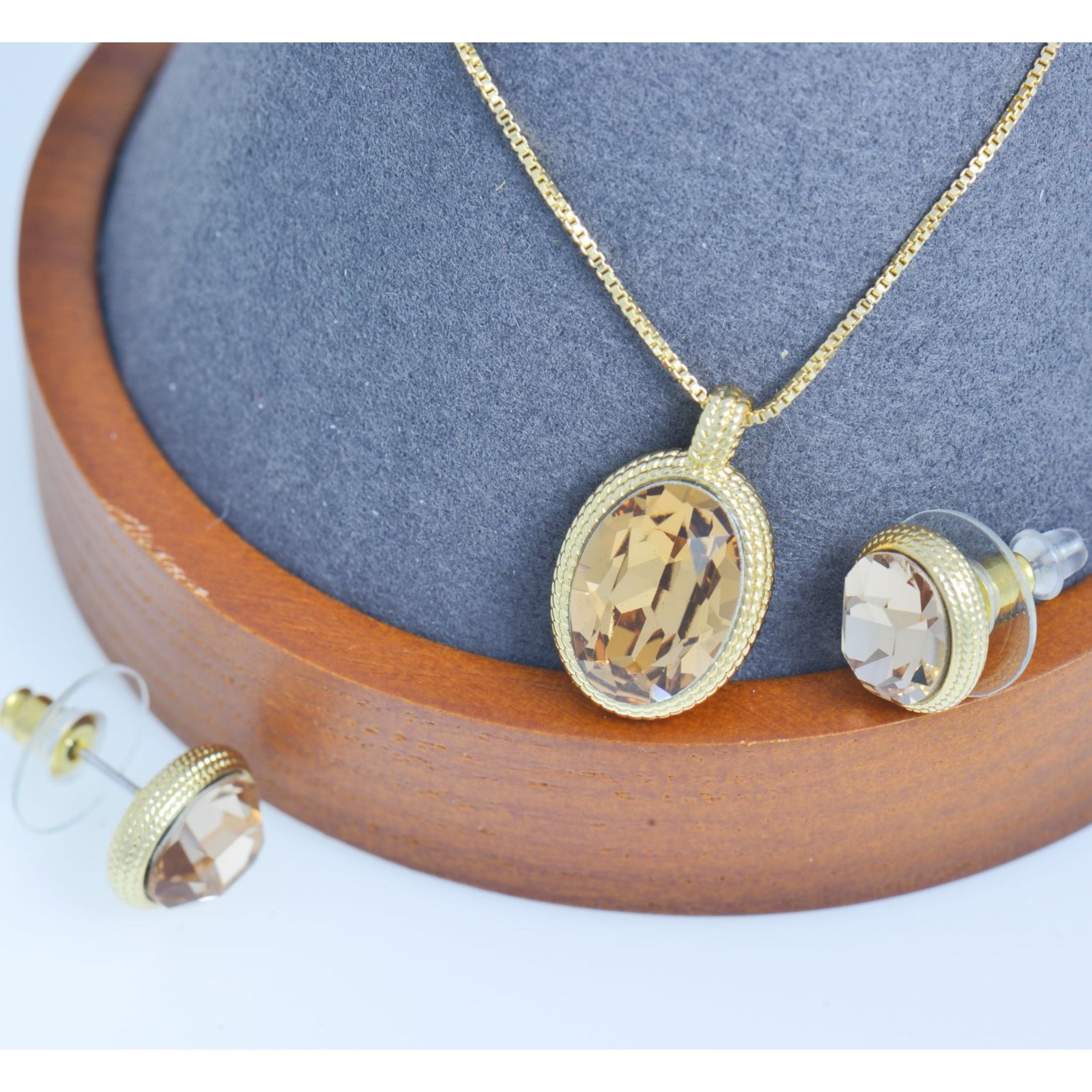 Necklace and Earrings Matching Set