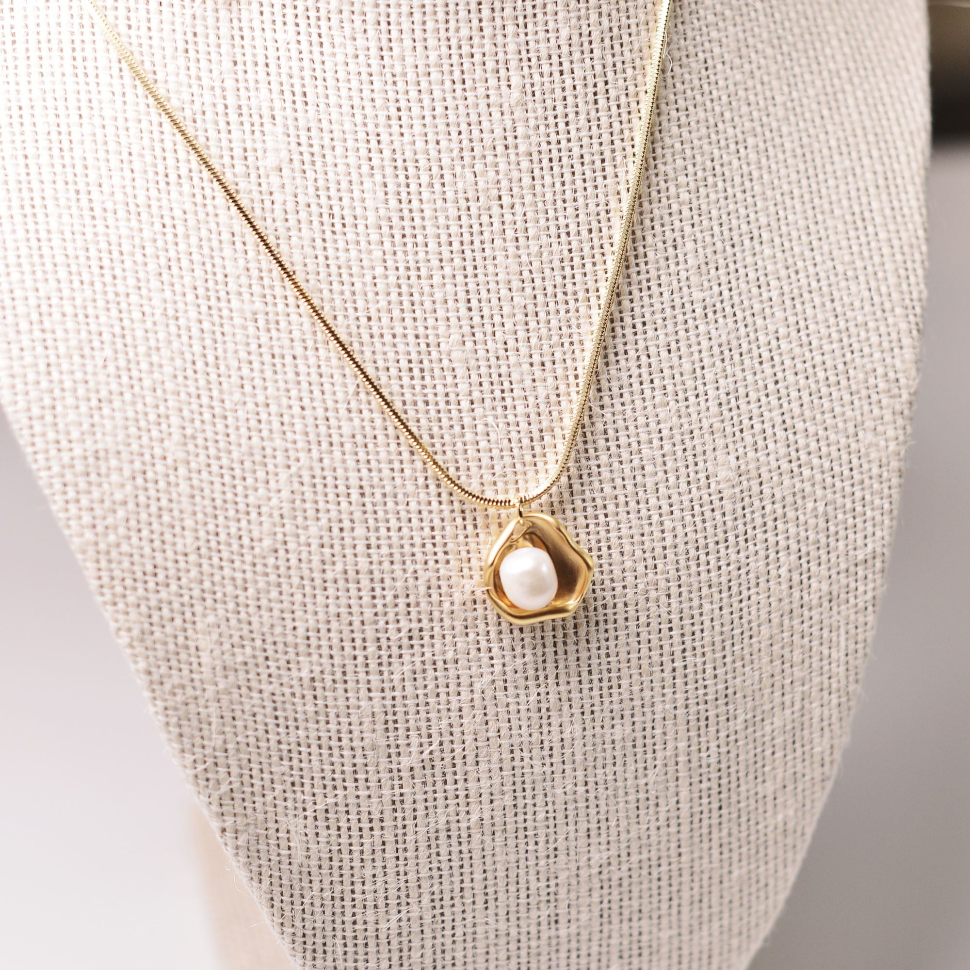 Cultured Pearl Pendant Necklace