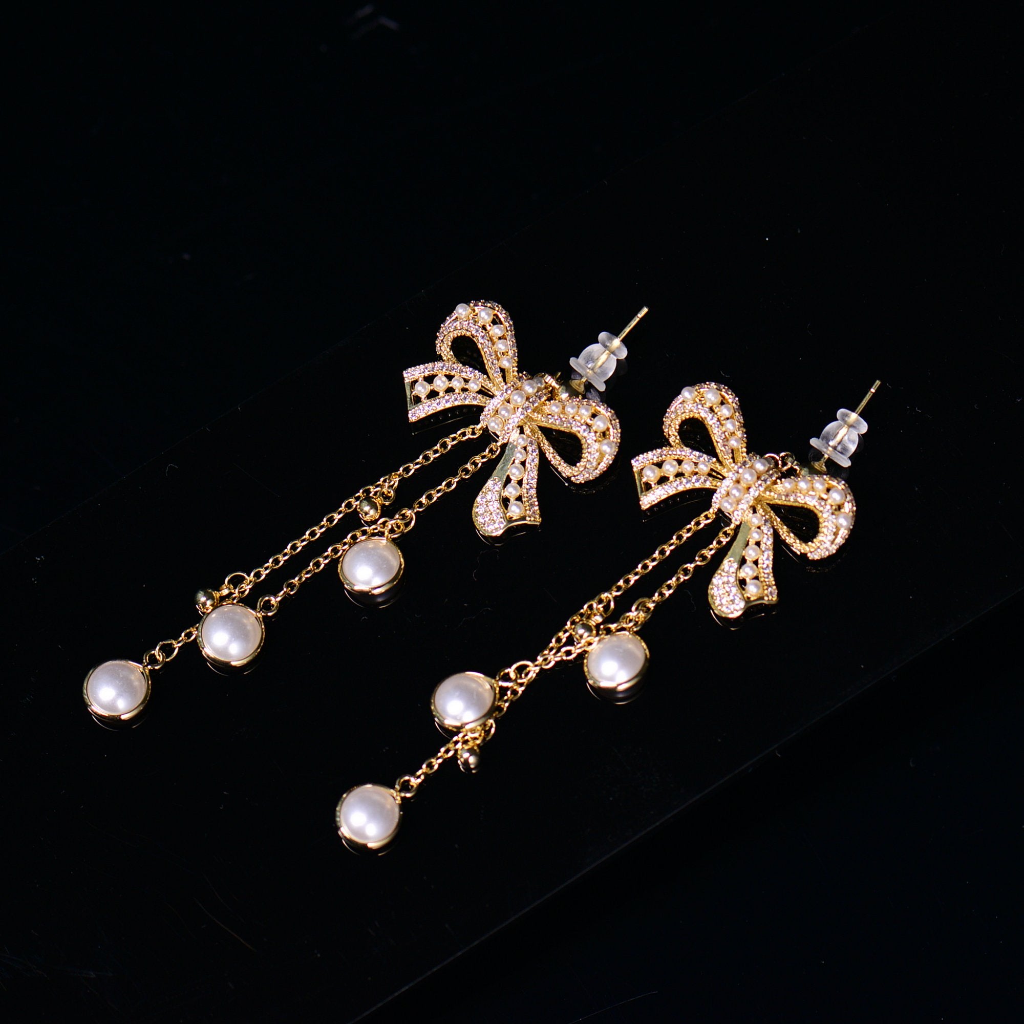 Glamorous Bow Tie Tassel Earrings