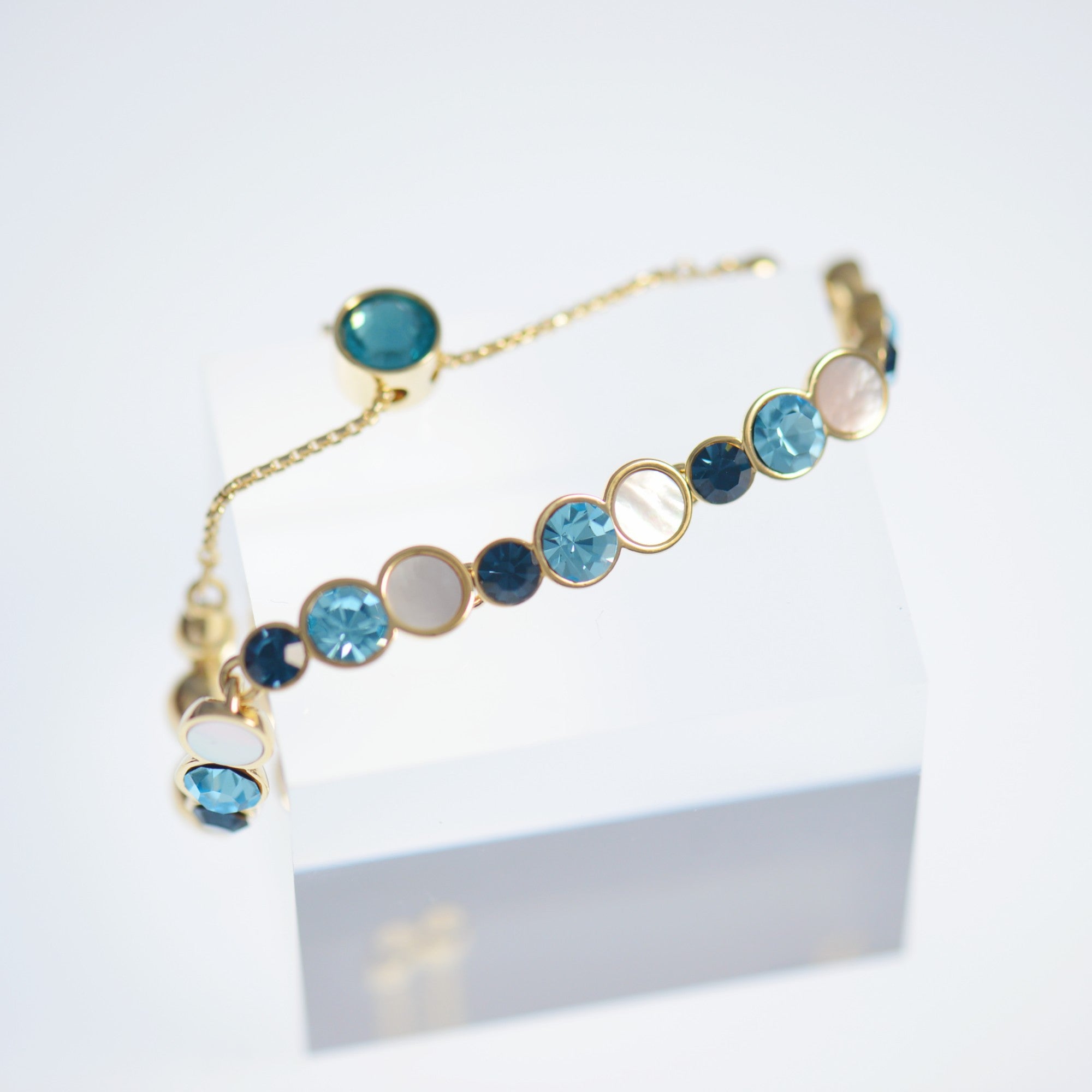 CZ and mother pearl Bracelet