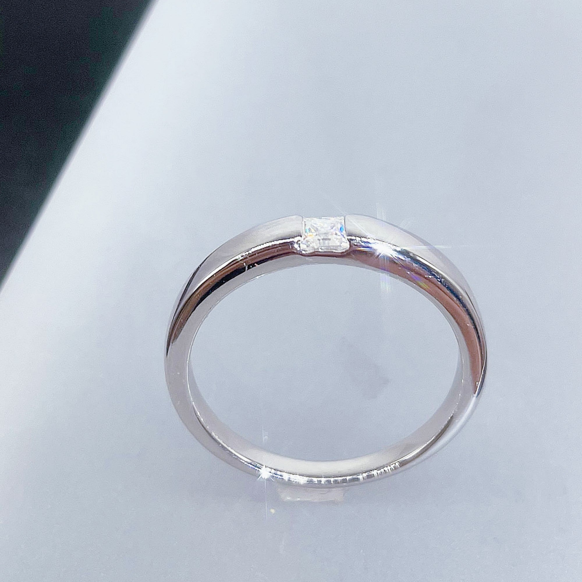 Moissanite Diamond Ring