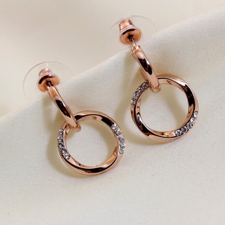 Double loop Matching Necklace and Earrings Set