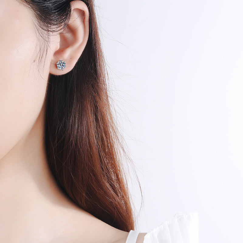 Moissanite Diamond Classic Stud