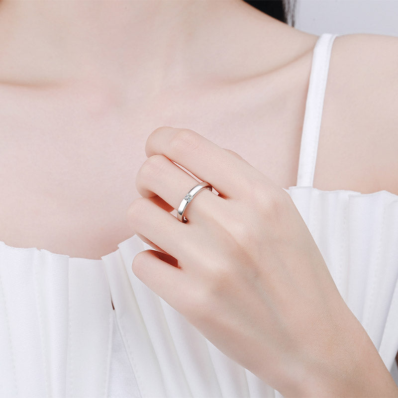 Moissanite Diamond Ring