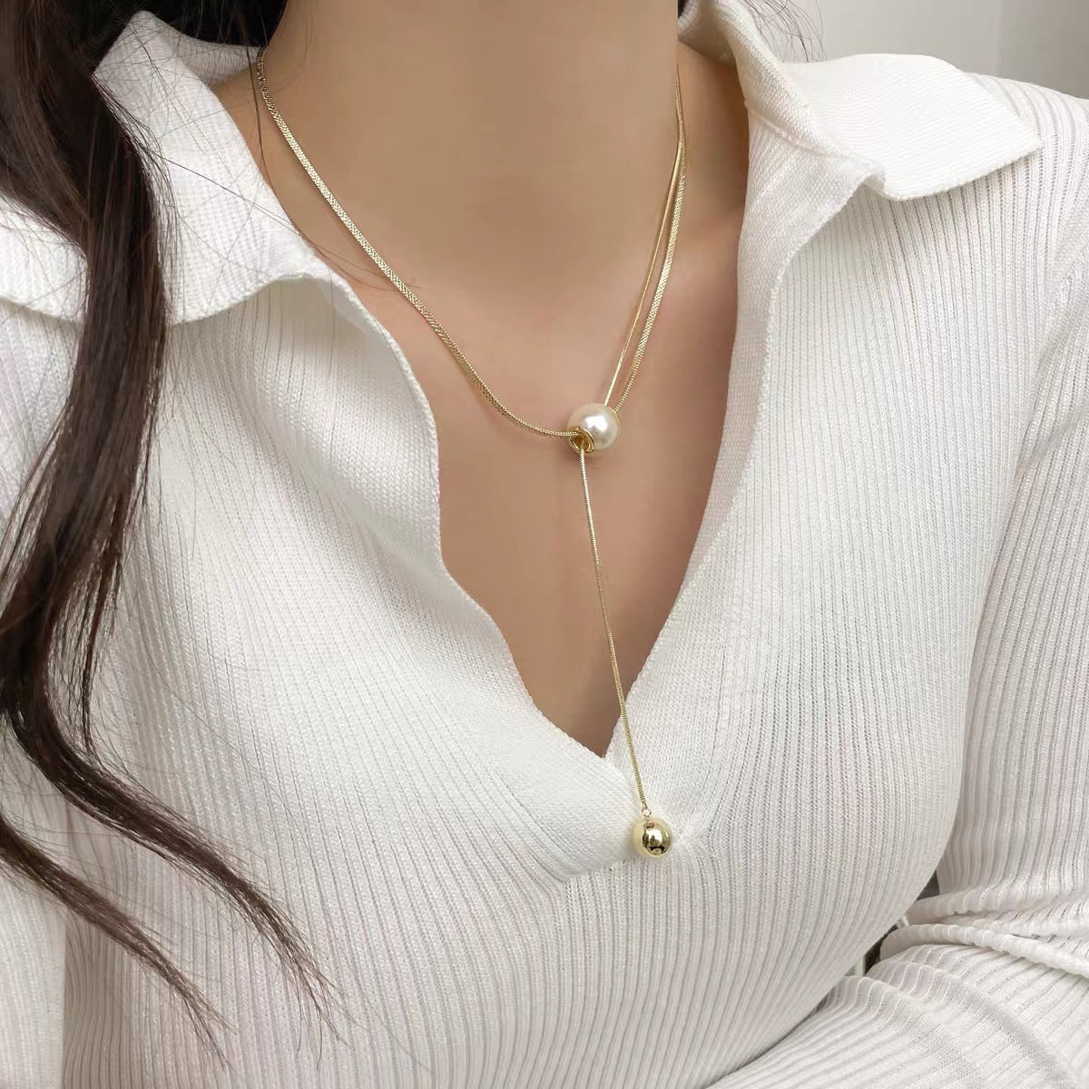 Stylish pearl texture necklace