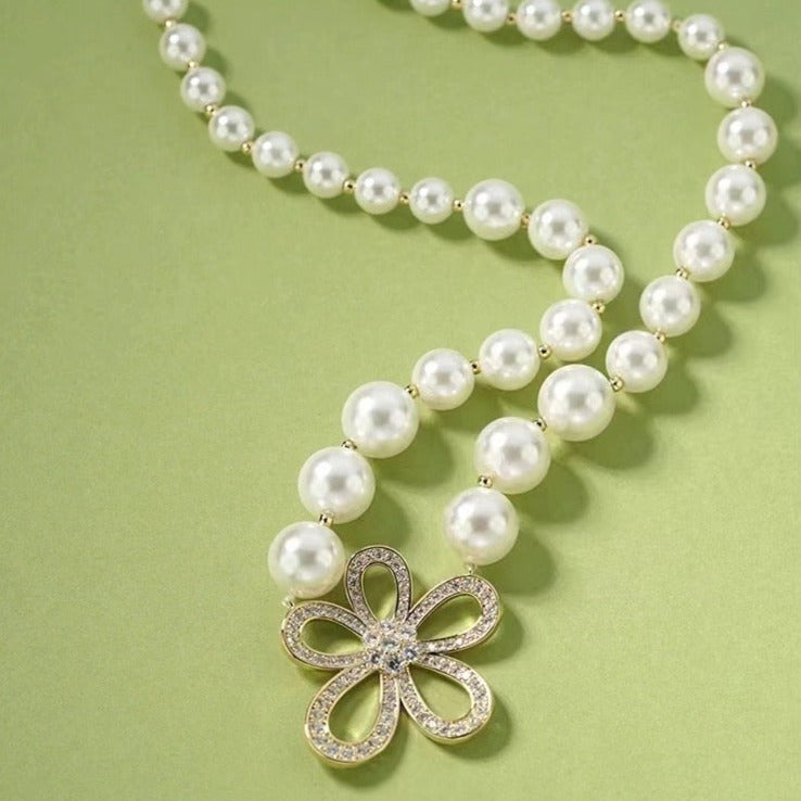 Floral Pearl Necklace