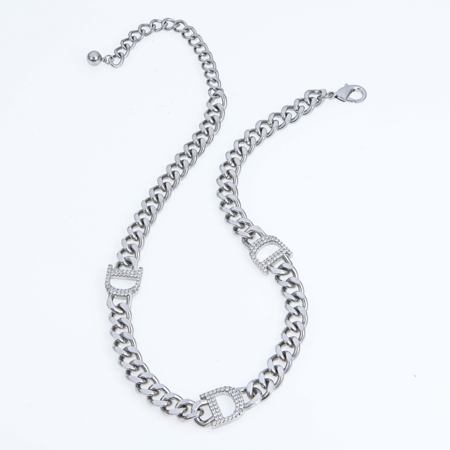 D Initial Width Curb Chain Choker