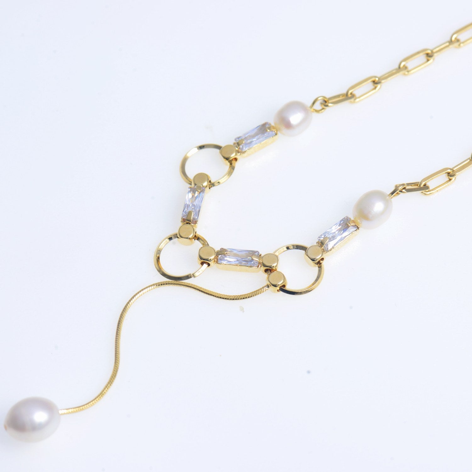 Elegant pearl&CZ Necklace