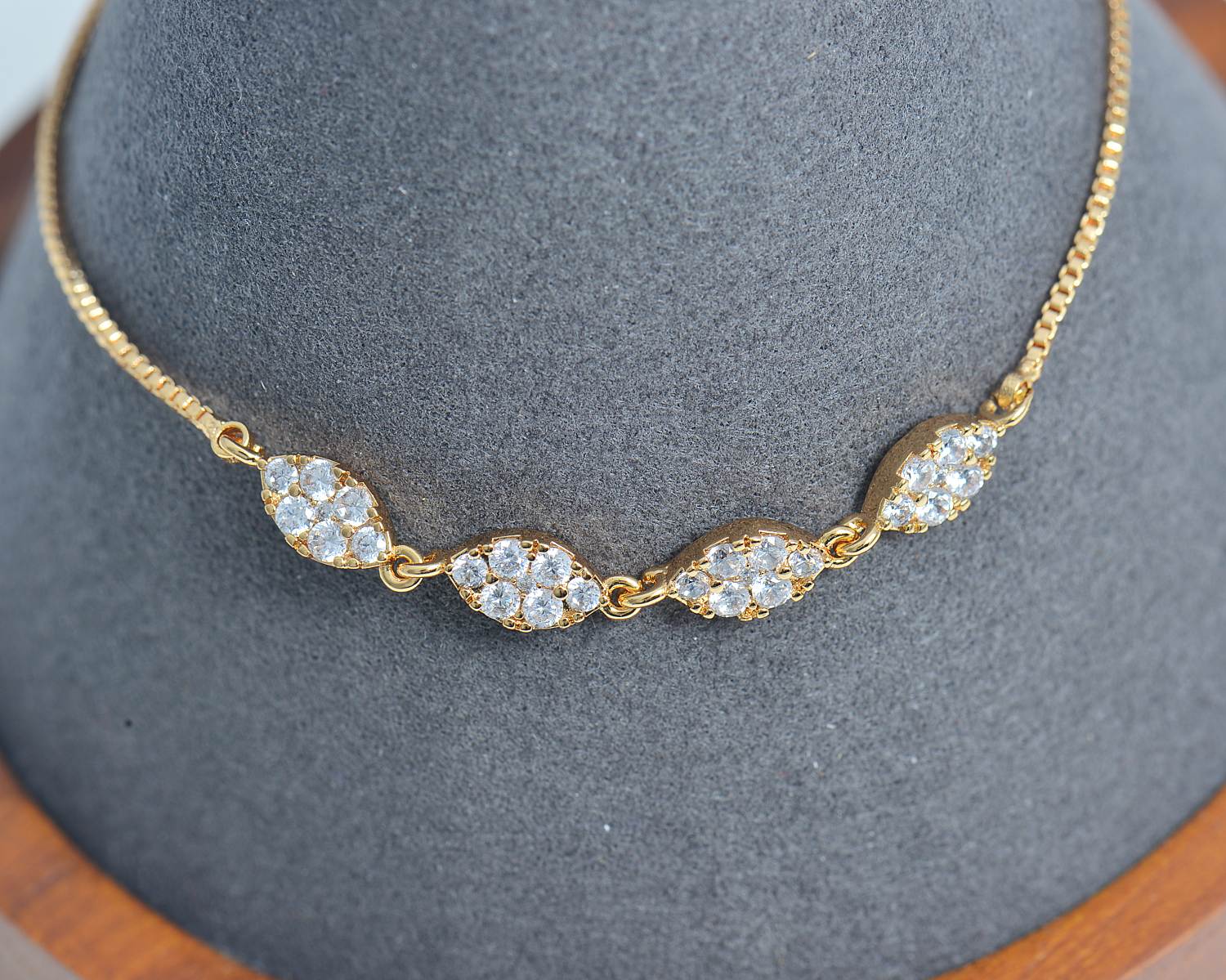 Gold Plated Bracelet with Zirconia Inlay Quick-Fit