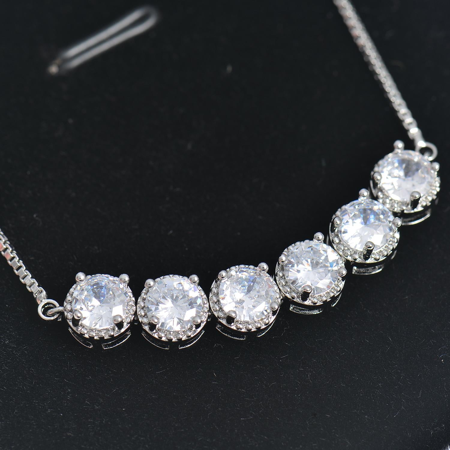 Classic Sparkling Circular Cubic Zirconia Bracelet
