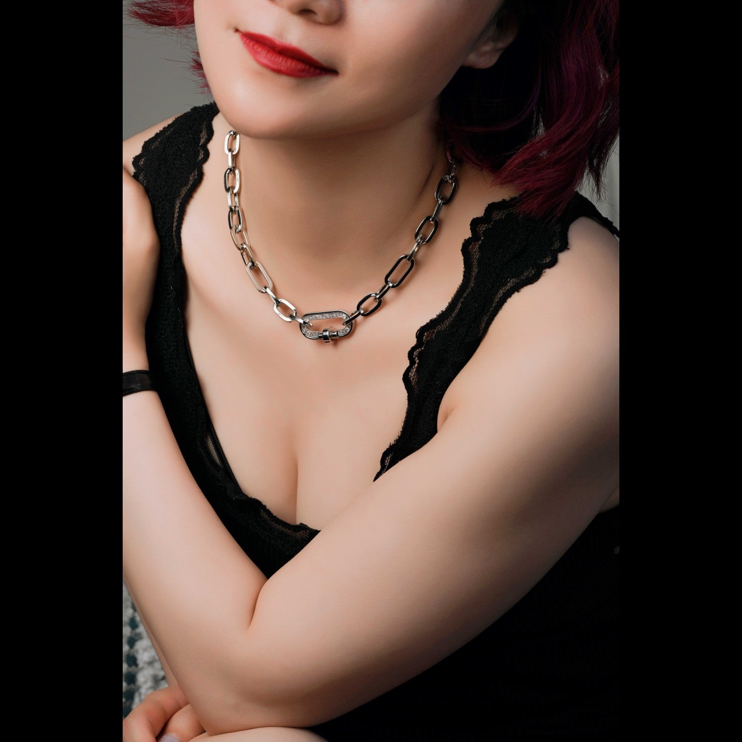 CZ Inlaid Graduated chunky Clavicle Necklace