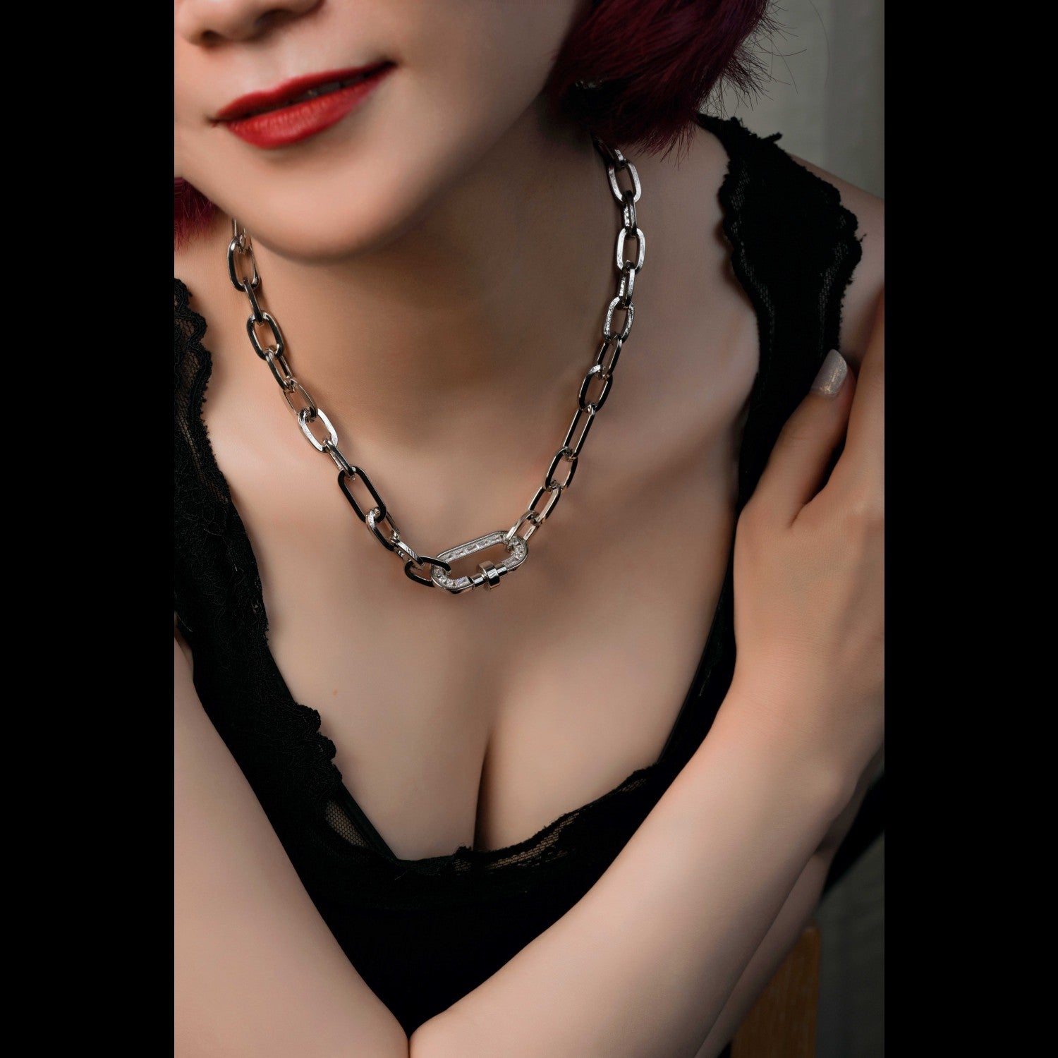 CZ Inlaid Graduated chunky Clavicle Necklace
