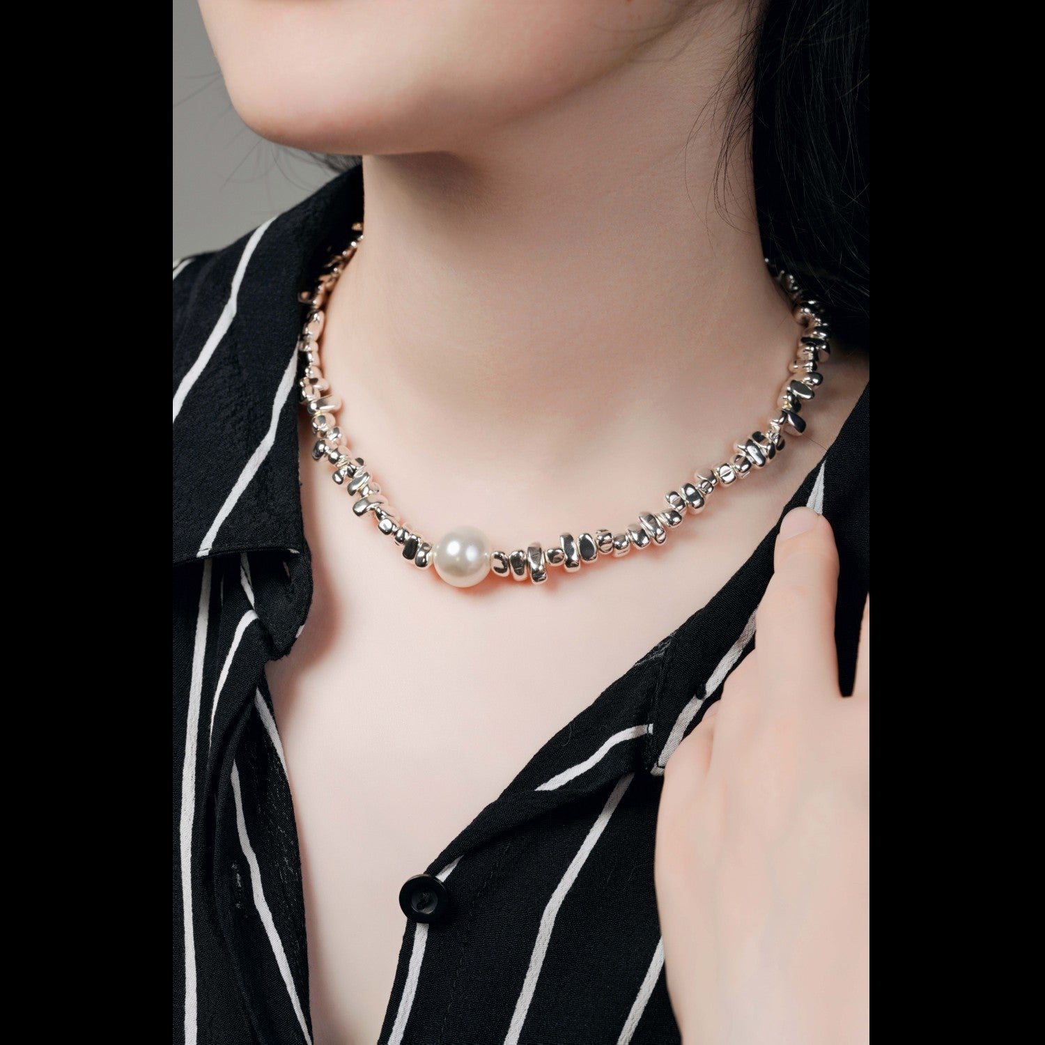 Irregular Silver Stone Pearl Necklace 